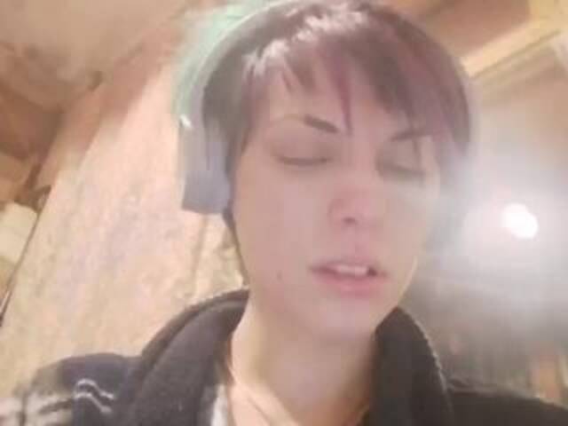 Емитувани слики од екранот LastTouch