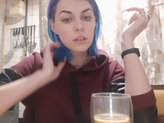 Емитувани слики од екранот LastTouch