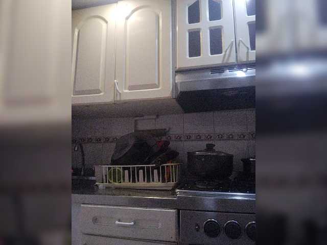 Емитувани слики од екранот chicafresita