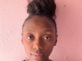 Еротски видео разговор LatishaForYou