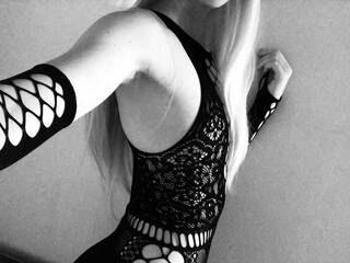 Еротски видео разговор laura11bone