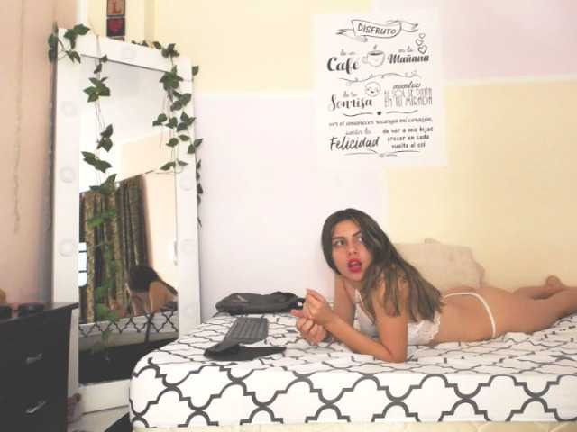 Емитувани слики од екранот lauramitchell