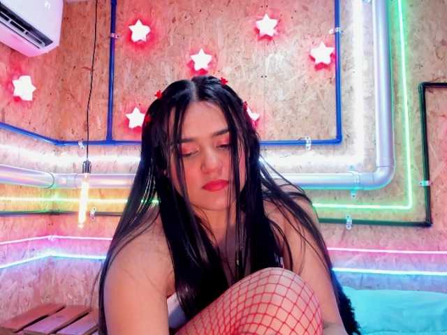 Емитувани слики од екранот LaurenAnderss