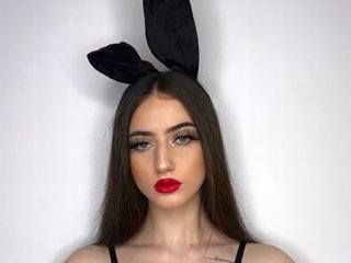 Еротски видео разговор LaylaBrown