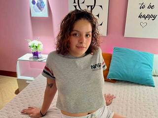 Еротски видео разговор LayylaMoon