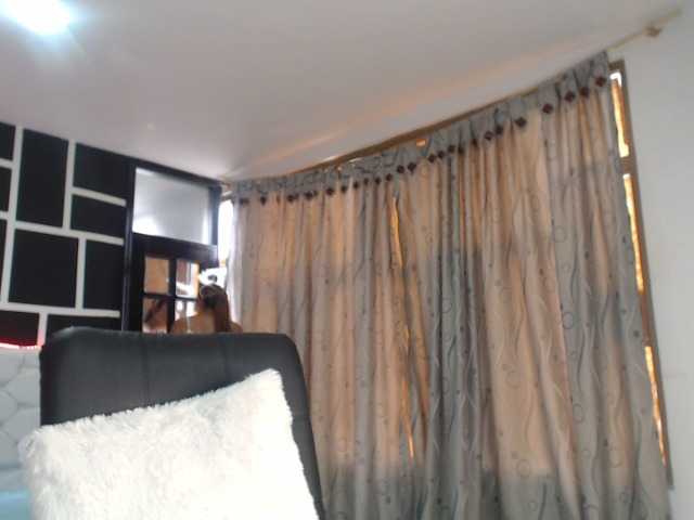 Емитувани слики од екранот leahSmith