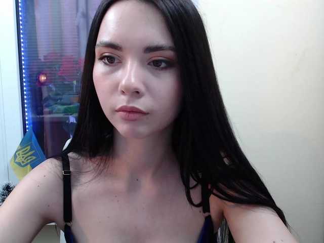 Емитувани слики од екранот LeannaDecker