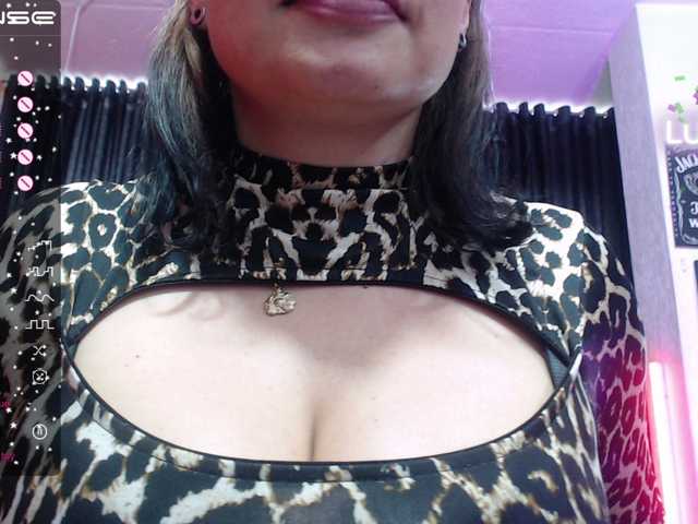 Емитувани слики од екранот Leia-bennet