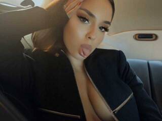 Еротски видео разговор Leila34