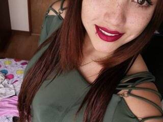 Еротски видео разговор LeilaSmile