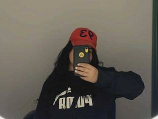 Еротски видео разговор LeilaSweetCat