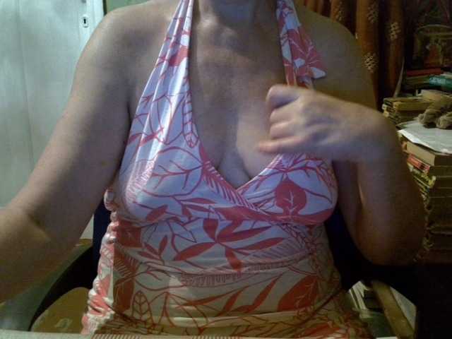 Емитувани слики од екранот Leonellaz