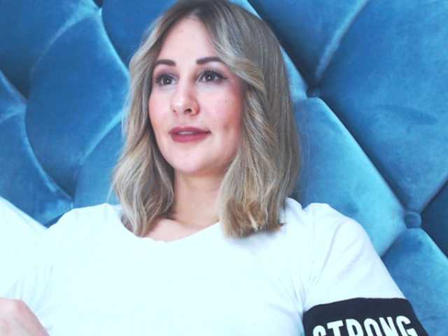 Емитувани слики од екранот leonna