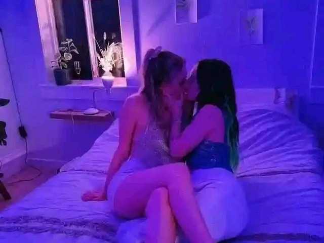 Фотографија на профилот Lesbians2
