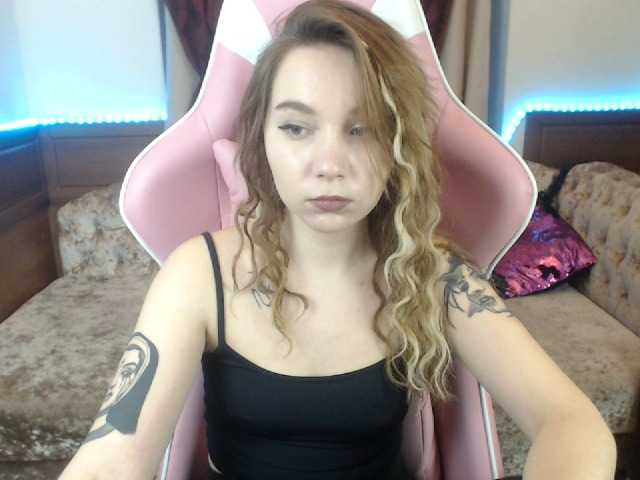 Емитувани слики од екранот LessiFox