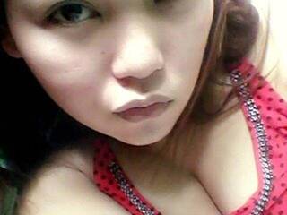 Еротски видео разговор xAsianTitsx