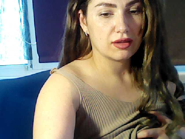 Емитувани слики од екранот lilisexi