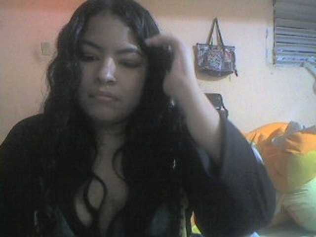 Емитувани слики од екранот lilith026