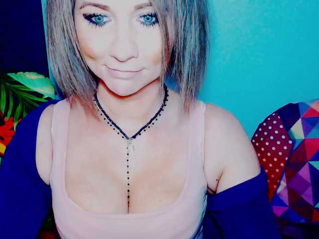 Фотографии Lilly666 hey guys, ready for fun? i view cams for 50, to get preview of me is 70. lovense on, low 20, med 40, high 60. yes i use mic and toys, lets make it wild