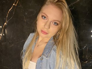 Еротски видео разговор LilyHotty