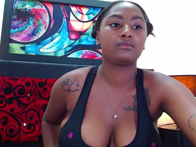 Фотографии linacabrera welcome guys come n see me #naked #wild #naughty im a #ebony #latina #kinky #cute #bigtits enjoy with me in #pvt or just tip if u like the view #deepthroat #sexy #dildo #blowjob #CAM2CAM
