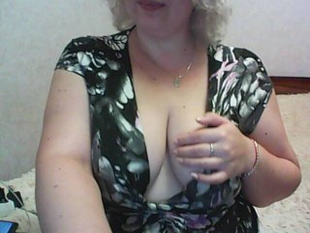 Емитувани слики од екранот LinaMi667