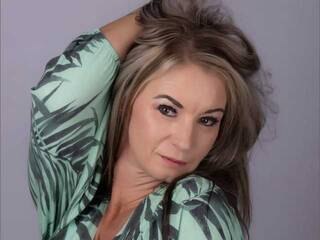 Еротски видео разговор Lionessss