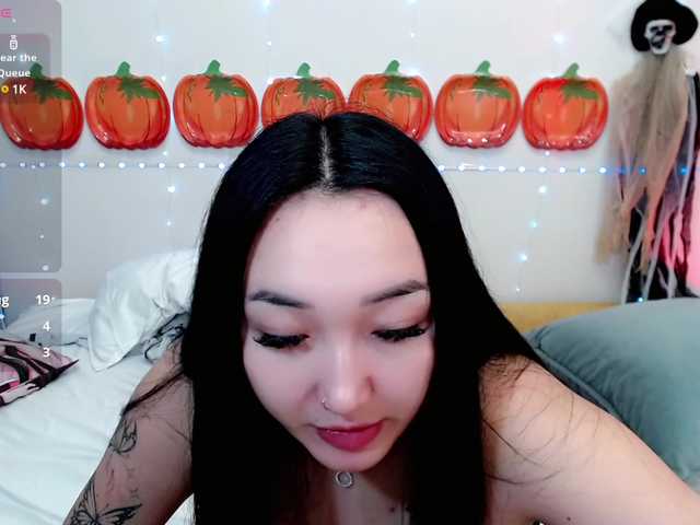 Фотографии Lioriio Sweet Asian Hentay Girl looking for a man who can please me ^^ Im sure that i know how to make u cum