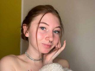 Еротски видео разговор Liramoon