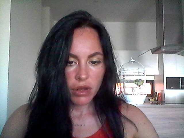 Емитувани слики од екранот lisamilash