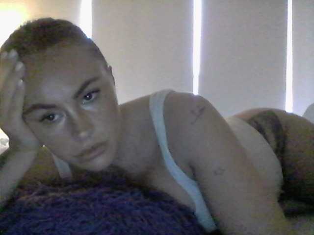 Емитувани слики од екранот lisamilash