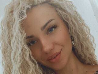 Еротски видео разговор Lisandra95