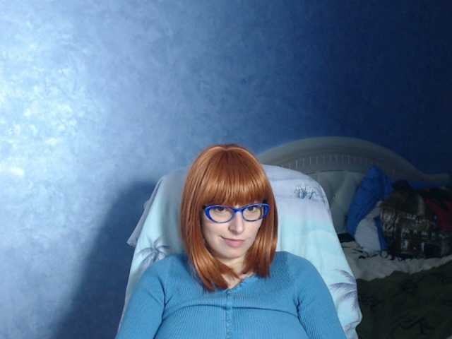 Фотографии LisaSweet23 hi boys welcome to my room to chat and for hot body to see naked in private))