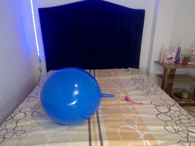 Емитувани слики од екранот LISSMOVA