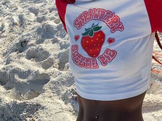 Еротски видео разговор LittleMisscharming