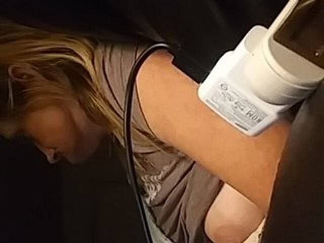 Емитувани слики од екранот Littleshorty