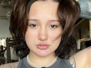 Еротски видео разговор littlewetgirl