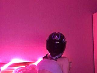 Еротски видео разговор LiyaHell