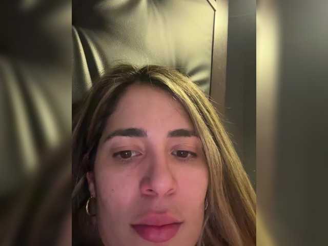 Емитувани слики од екранот Liz7777777