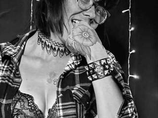 Еротски видео разговор Lizziestar69