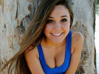 Еротски видео разговор LIZISAHAROK