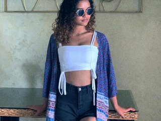 Еротски видео разговор Lolahshow