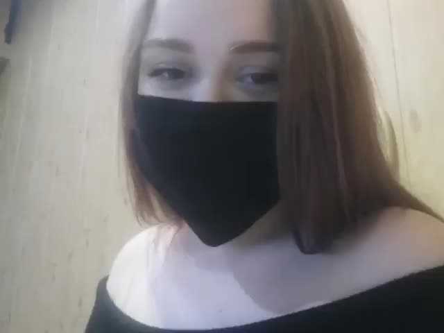 Емитувани слики од екранот M_O_L_L_I