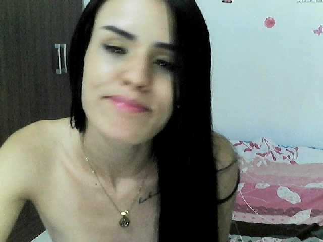 Емитувани слики од екранот lorena168