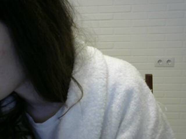 Емитувани слики од екранот Lorena_25