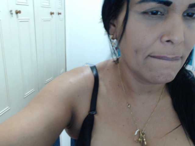 Емитувани слики од екранот Lorenasweet67