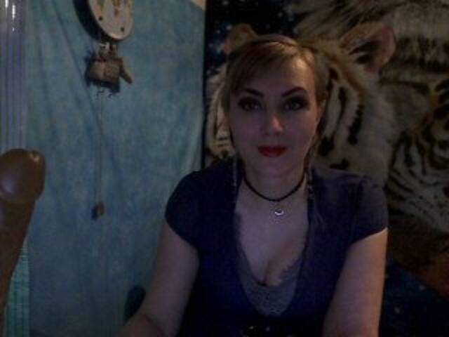 Емитувани слики од екранот Lorushka