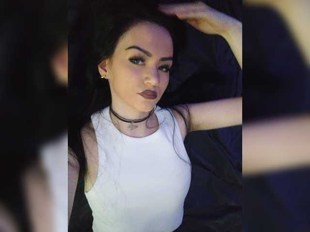 Емитувани слики од екранот louise