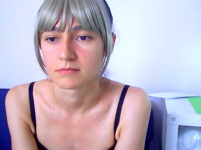 Емитувани слики од екранот LovelyBlond
