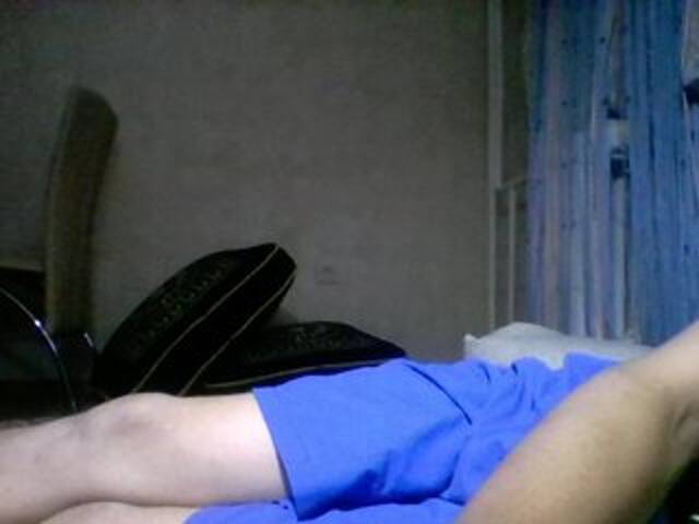 Емитувани слики од екранот loversMN